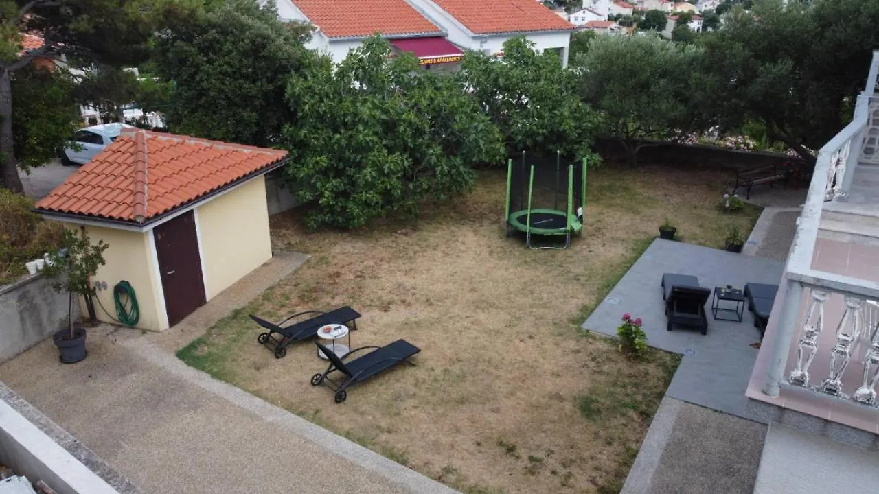 Tj Apartment Veglia